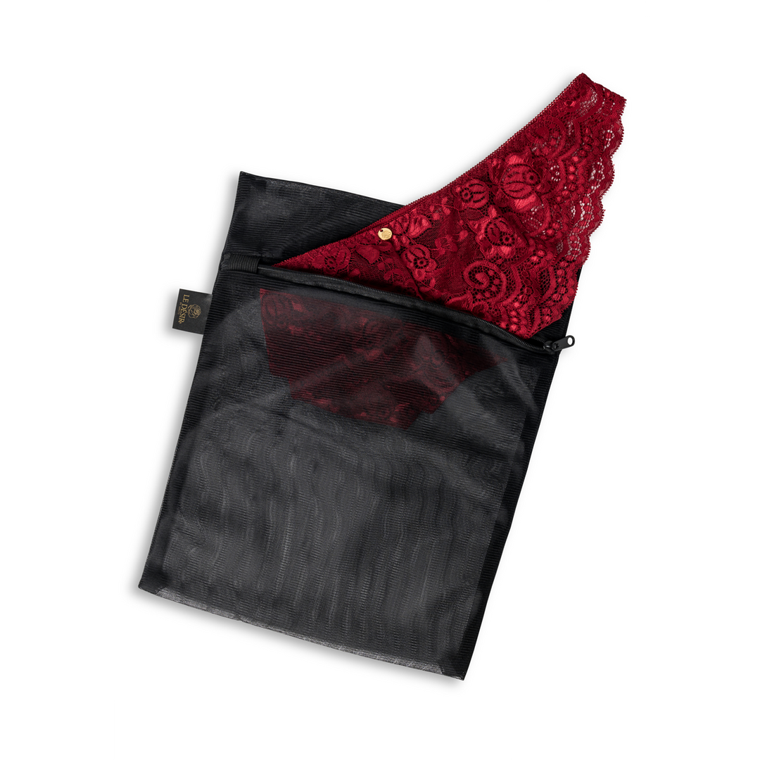 Le Désir Washing Bag