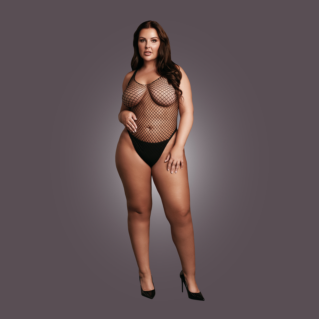 Body with Fishnet Structure