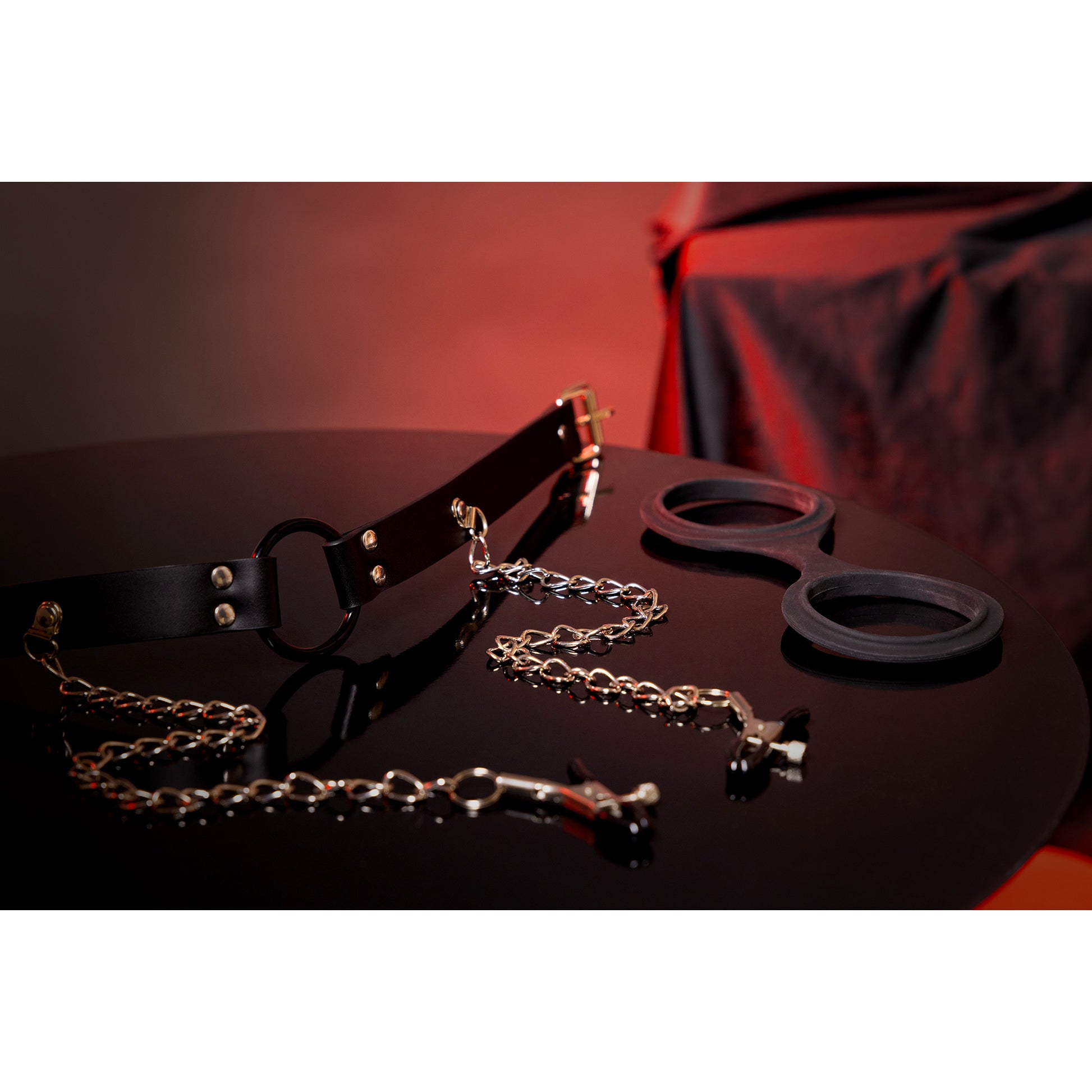 O-Ring Gag with Nipple Clamps - Black